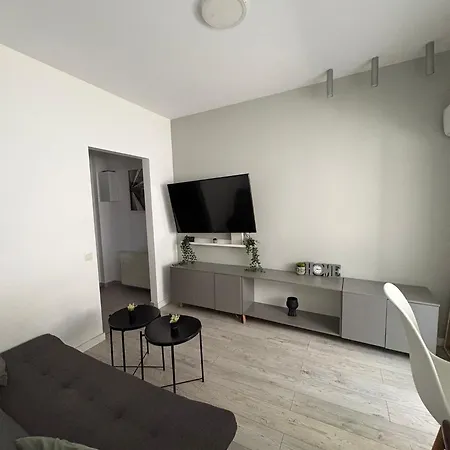 Falcon Apartman *